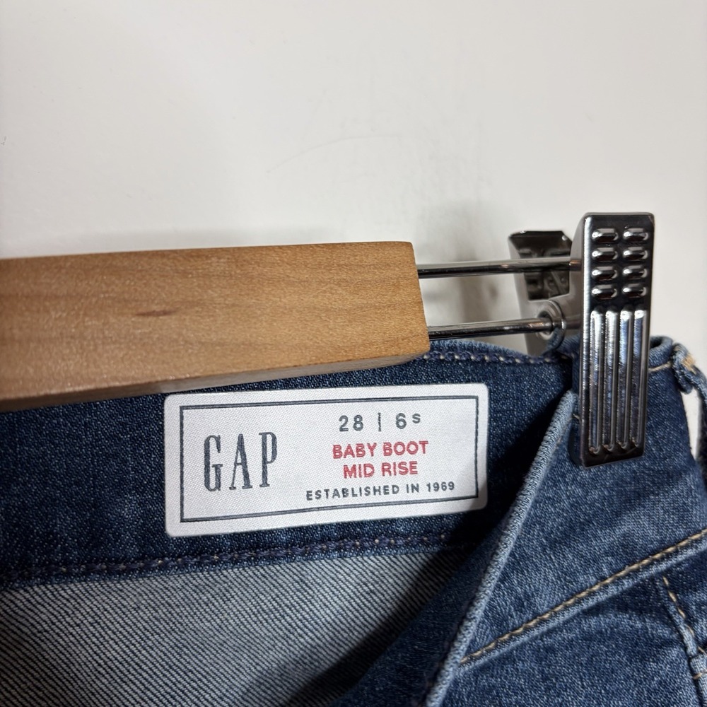 Gap Baby Boot Mid Rise Jeans Womens Size 28/6 Short Bootcut Medium Wash Blue - Picture 3 of 5